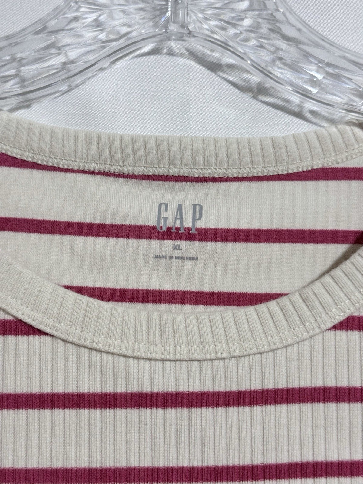 GAP Women’s XL White Red Striped Ribbed Knit Round Neck Sleeveless Tank Top