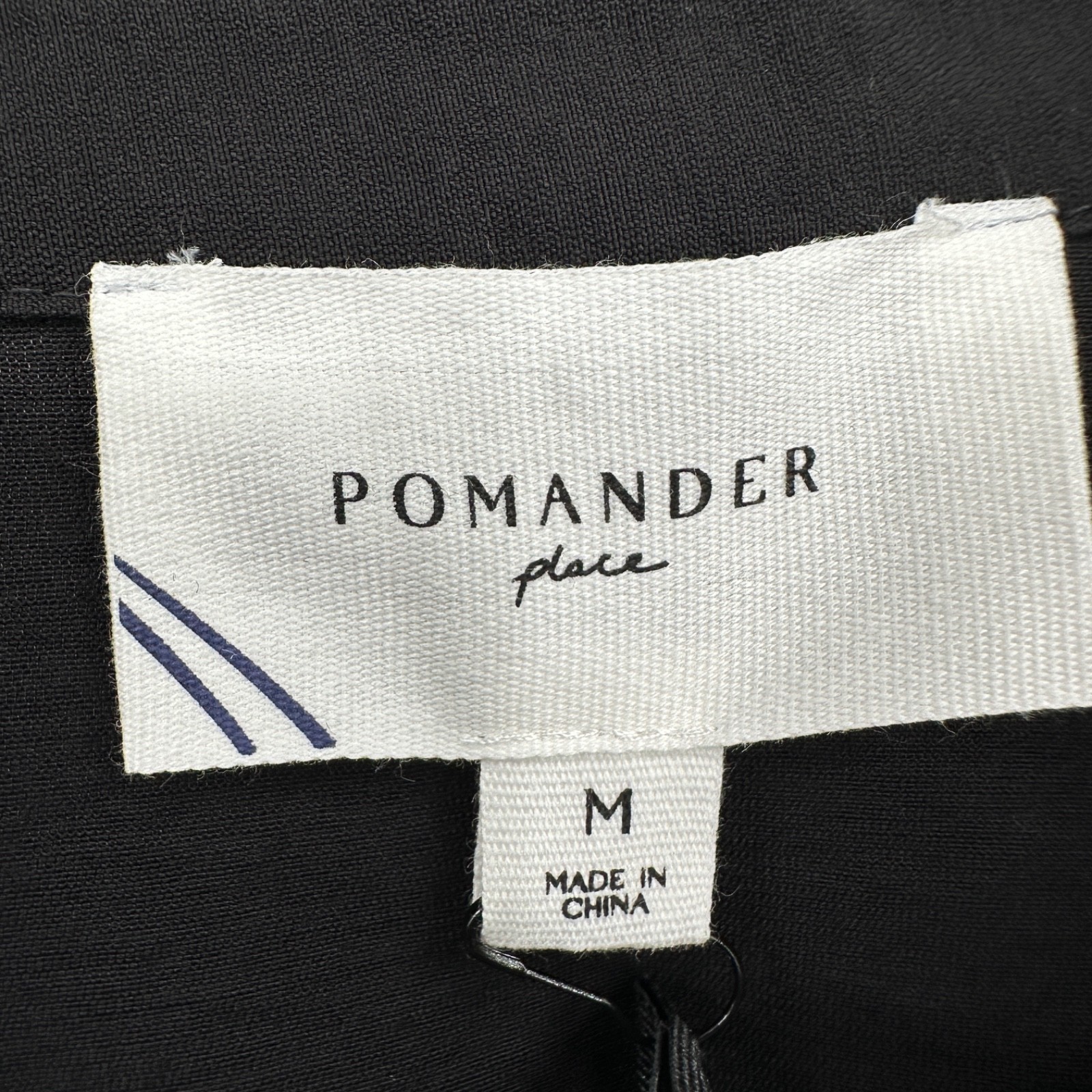 Pomander Place by Tuckernuck Black Ashlen Blouse sz M Women’s Button Front NWT