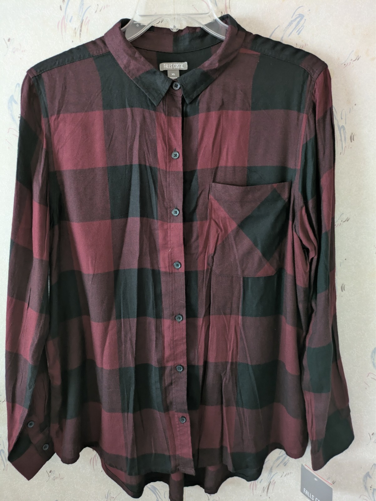 NWT Falls Creek Women’s Size XL LS Burgandy Black Plaid Hi-Lo Button Tunic Shirt
