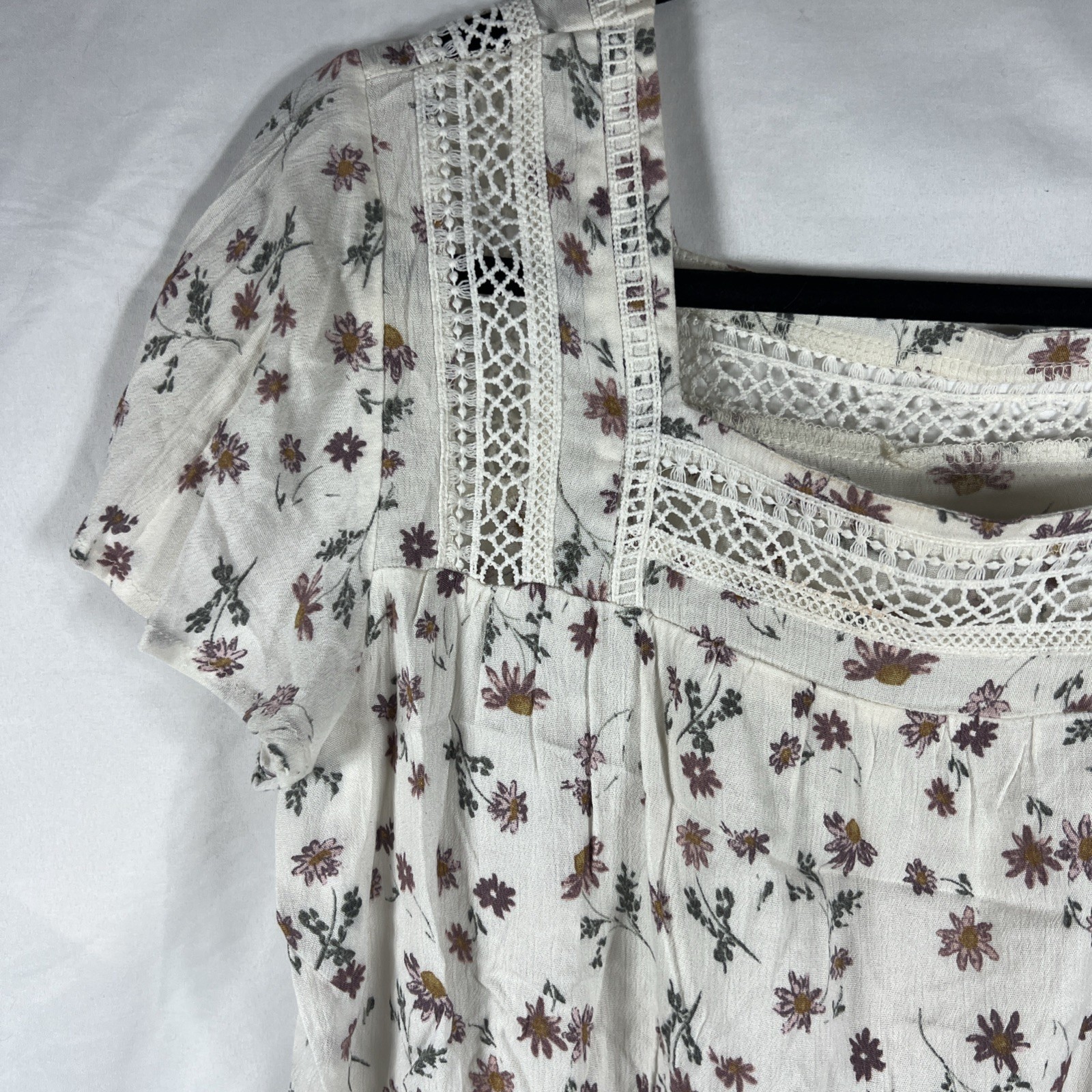 Arizona Jean Co Square Neck Blouse / Size Large Floral Print