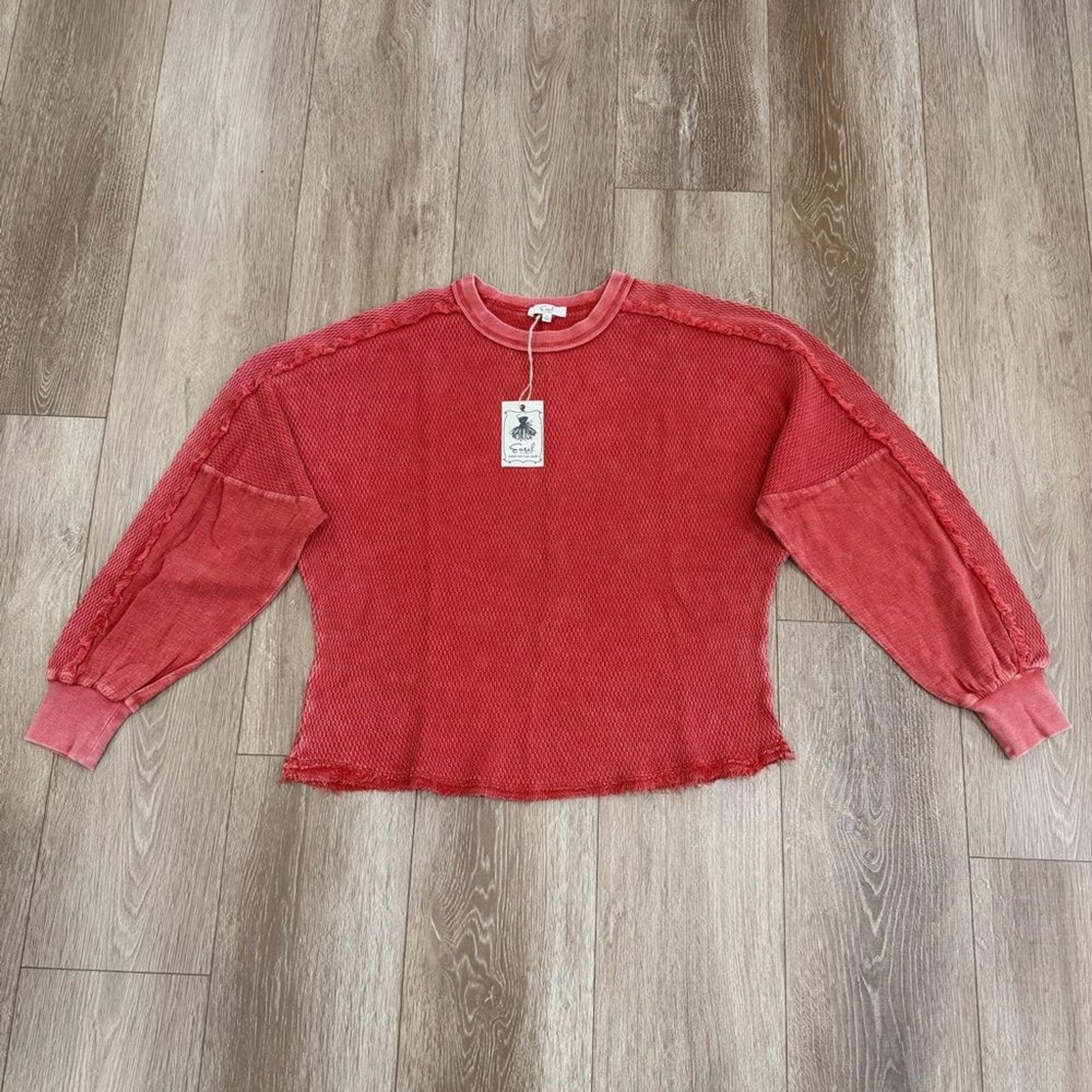 NWT Easel Mineral Washed Relaxed Knit Top Size Medium Poppy Red ET71675