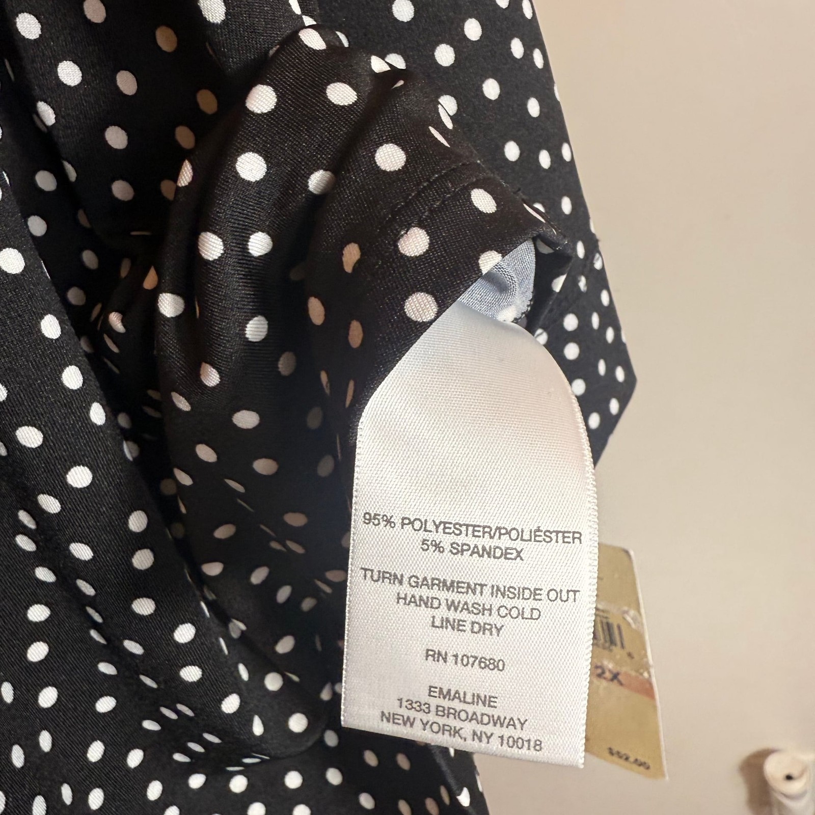 NWT Woman Plus EMALINE TOP Size 1X Dots Long Sleeves