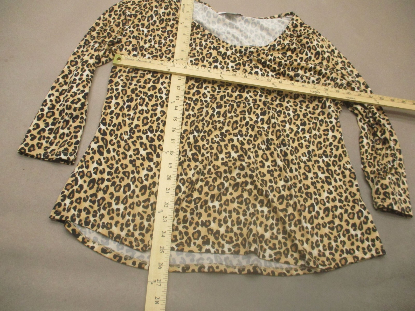 Linea Donatella Size L Womens Animal Print Scoop Neck Long Sleeve Blouse 242