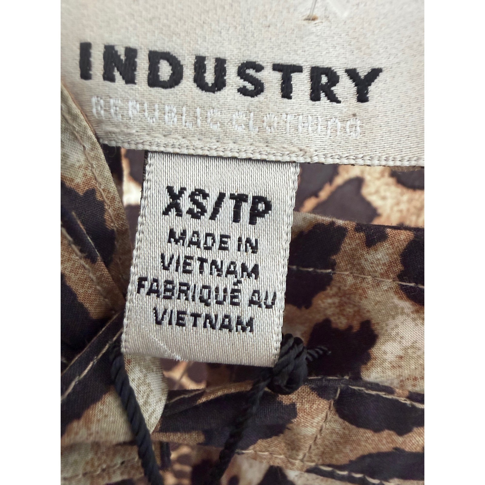 Industry Republic Clothing Leopard Print Tie Front Peplum Puff Sleeve Top XS NEW