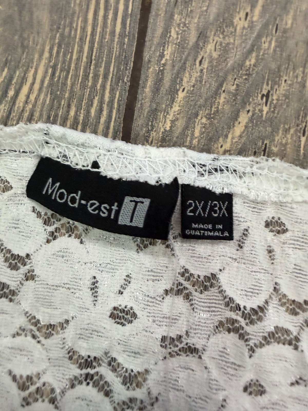 Mod-Est Lace Womens White Crop Top 2X/3X Sleeveless Floral Pattern