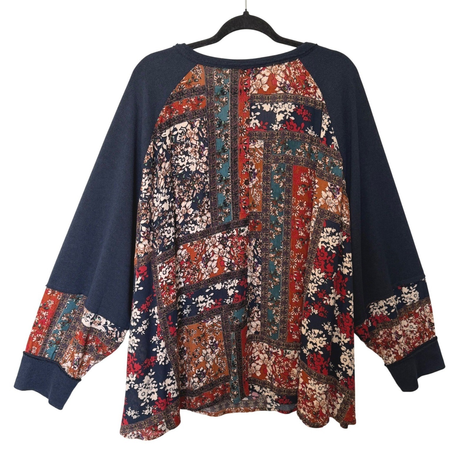 GiGio Plus 1XL Floral Patchwork Mixed Media Raglan Top Navy Blue Boho Relaxed