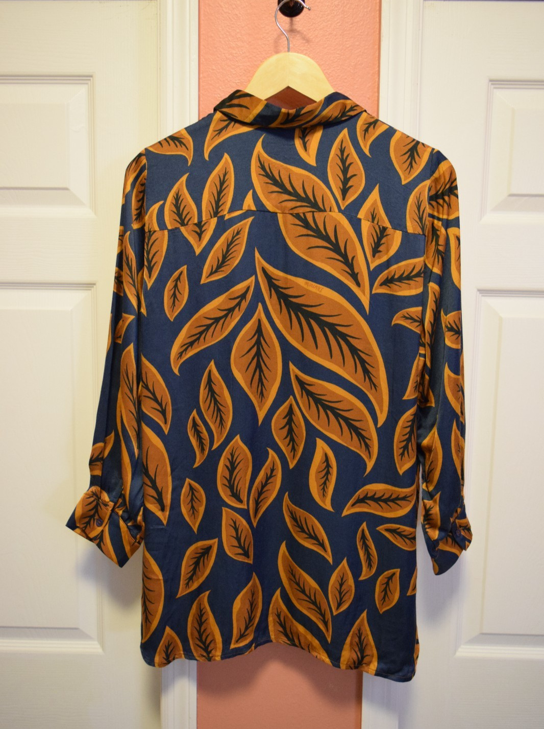 DISMERO Italian Satin Leaf Print Button Up Shirt Blouse Top Size XL