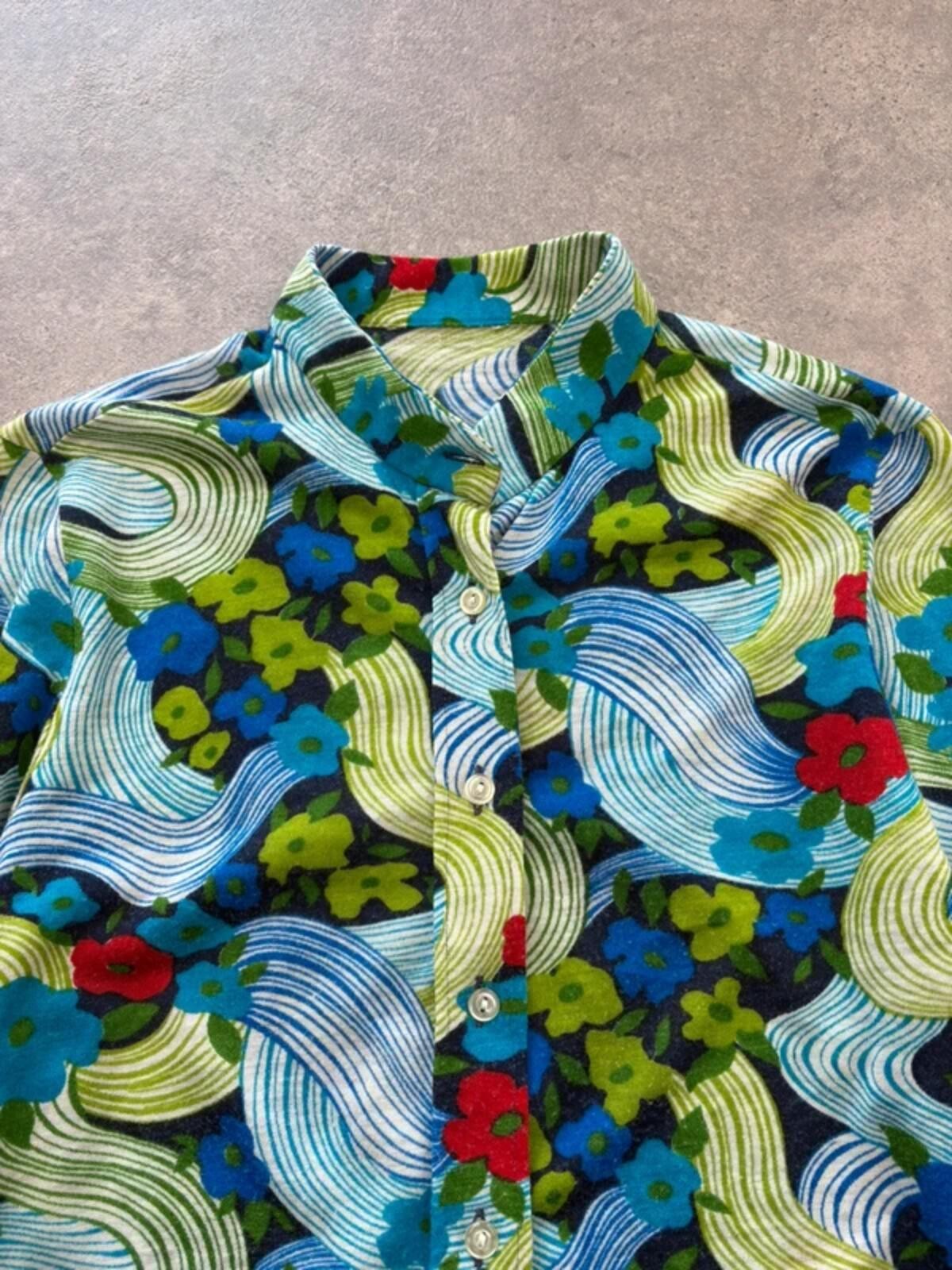 Vintage 1970s Blouse Womens Medium Floral Psychedelic Long Sleeve Retro Mod