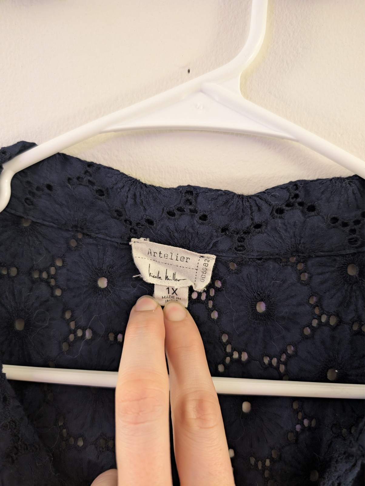 Nicole Miller Artelier Blue Lace Button up – XL