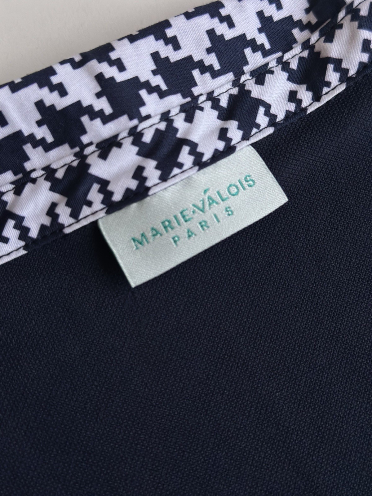 MARIE VALOIS Paris Women’s Navy Blue Sleeveless Polo Shirt Size M Houndstooth