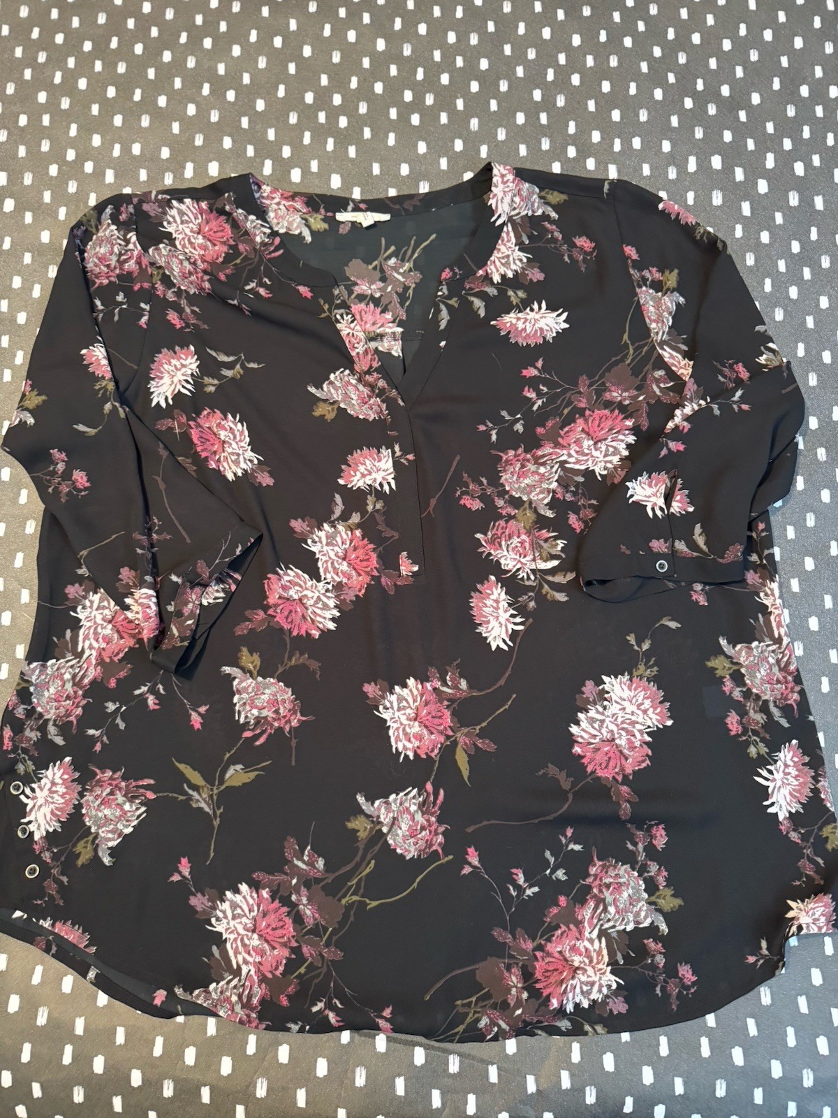 Lot of 4 Maurices Plus Size Women’s 1X Blouses Black, Gray, Floral, Sheer Ivory