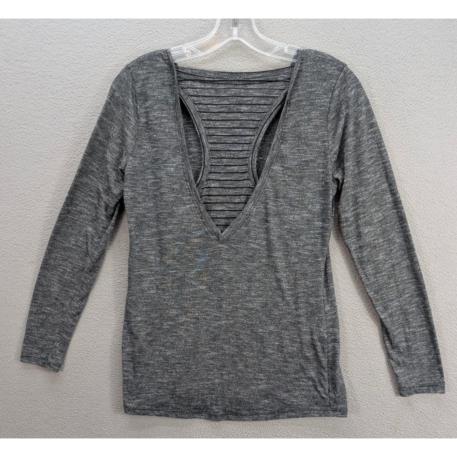 RBX Performance Top Long Sleeve Size M Gray Criss Cross Back Athletic Activewear