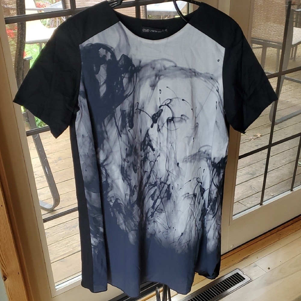 Eve Gravel Monochrome Artistic Graphic Short Sleeve Sz. S Top/Dress
