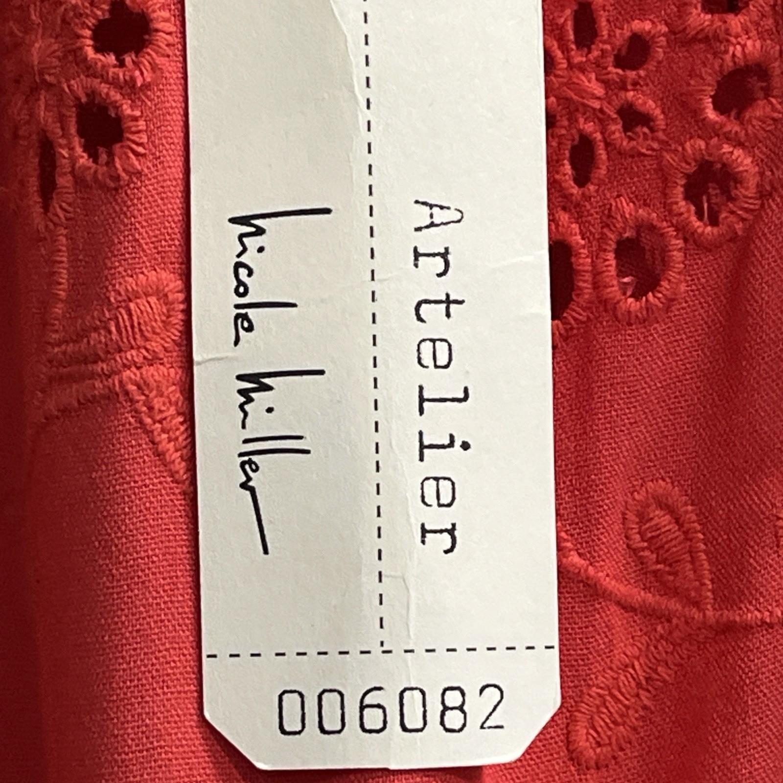 Nicole Miller Artelier Red Floral Eyeless Crochet Ruffle M Feminine Romantic