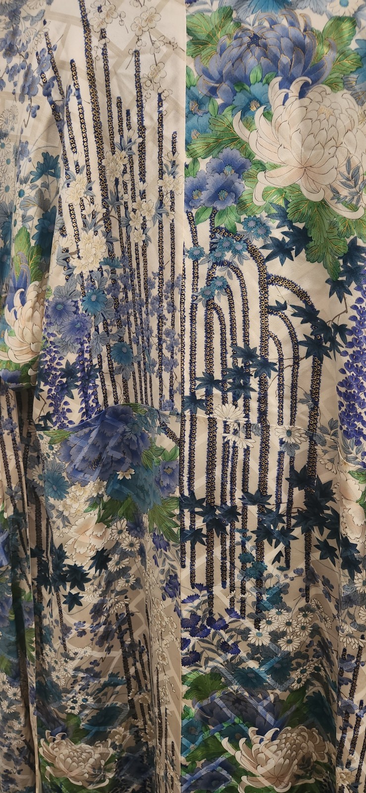Japanese Silk Kimono Robe Womens L-XL Blue Green Colors Very Nice Condition