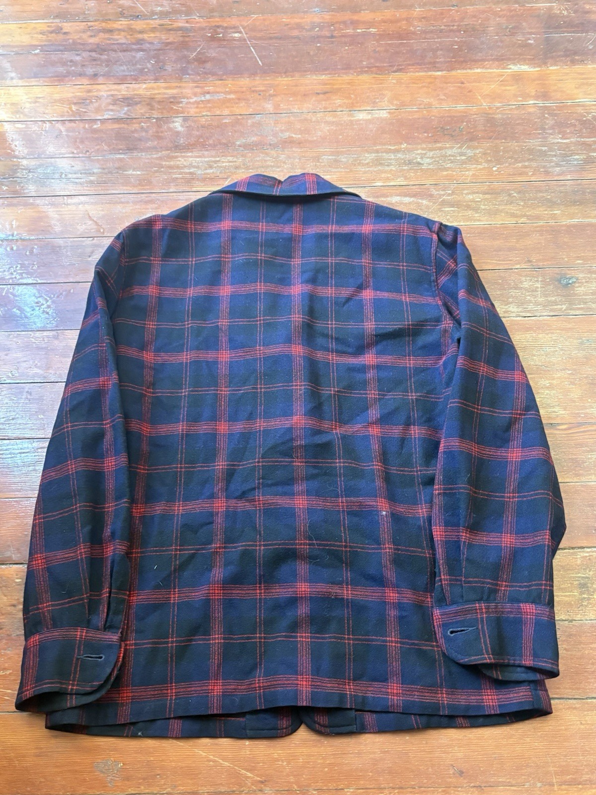 Pendleton Wool Long Sleeve Tartan Plaid Red Button Up Shirt Women’s Medium