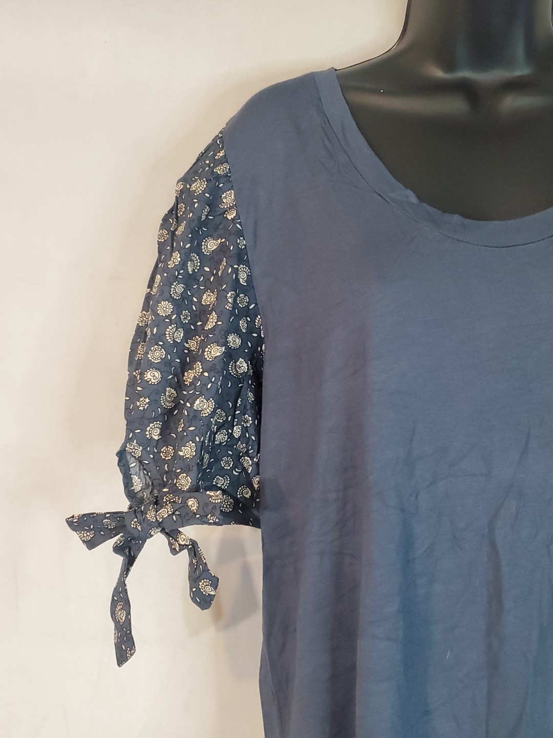 Ann Taylor Puff Sleeve Blouse Women’s Size XL Tie Cuff