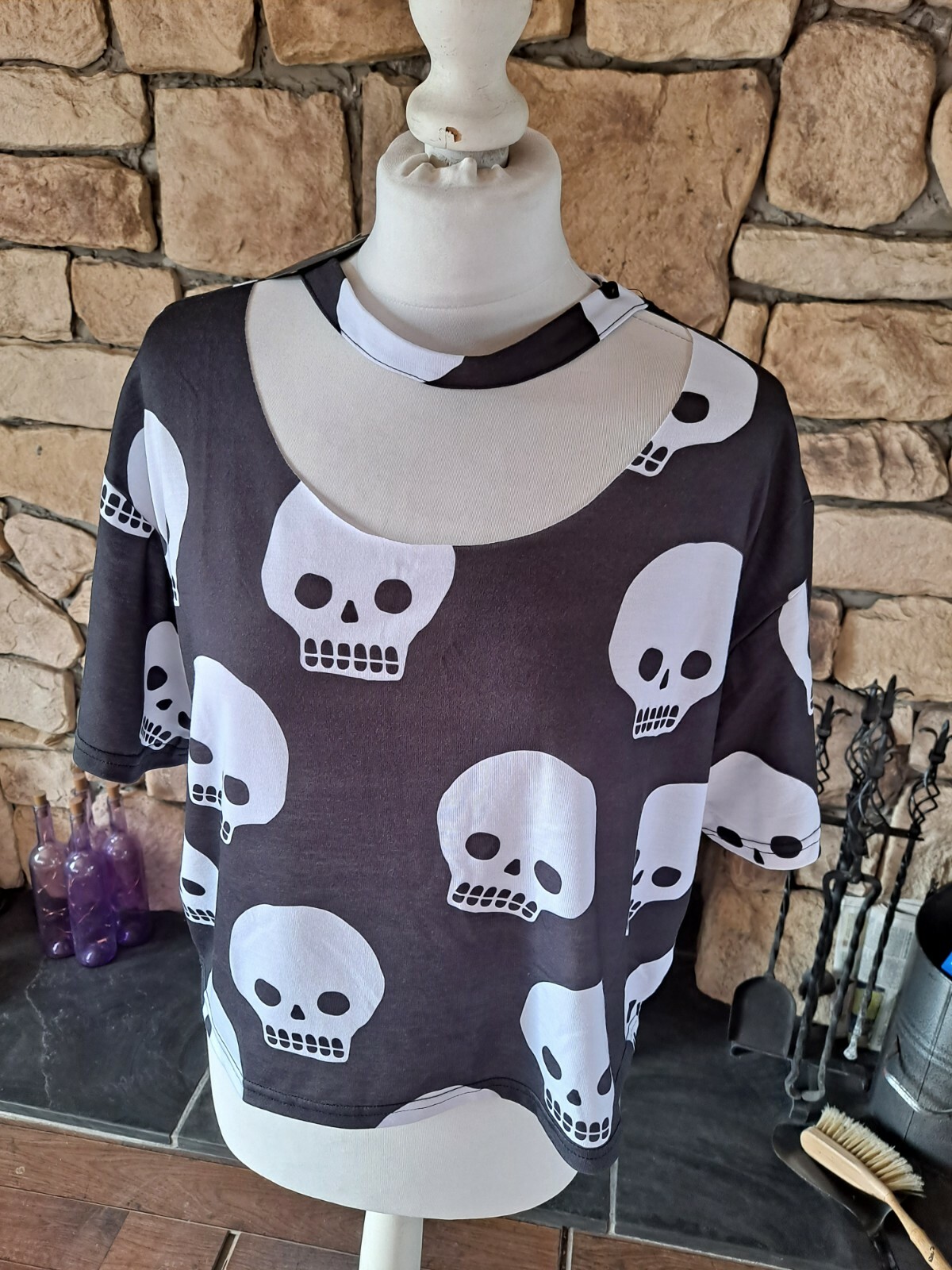 Fearless Illustration Bone Idol Choocer Crop T-Shirt Black White XL BNWT RRP £22