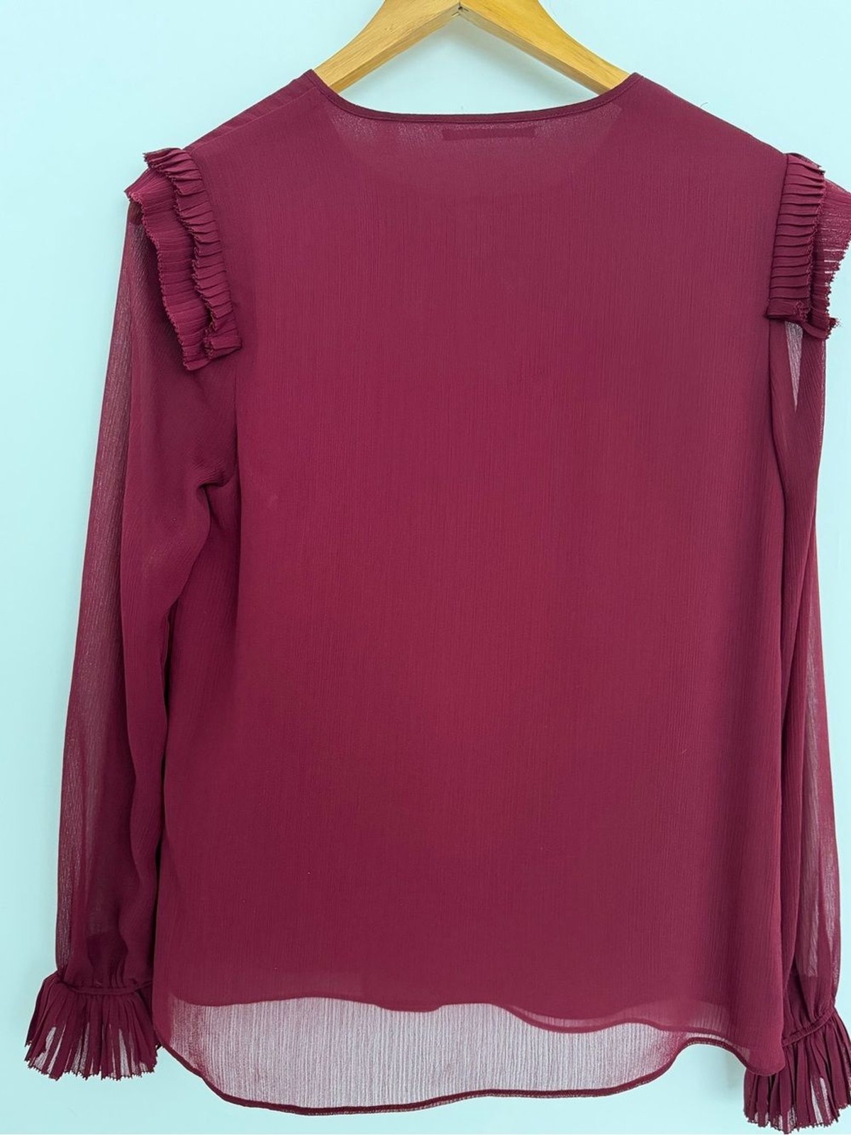 Tahari Women’s Wine Red Long-Sleeve Tie-Neck Blouse