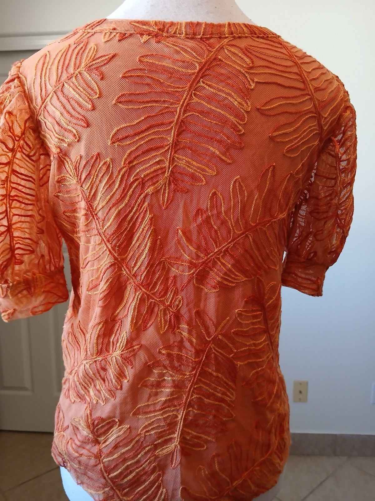 Kim & Cami S Coral Mesh Leaf Embroidered Puff Sleeve Sheer Blouse