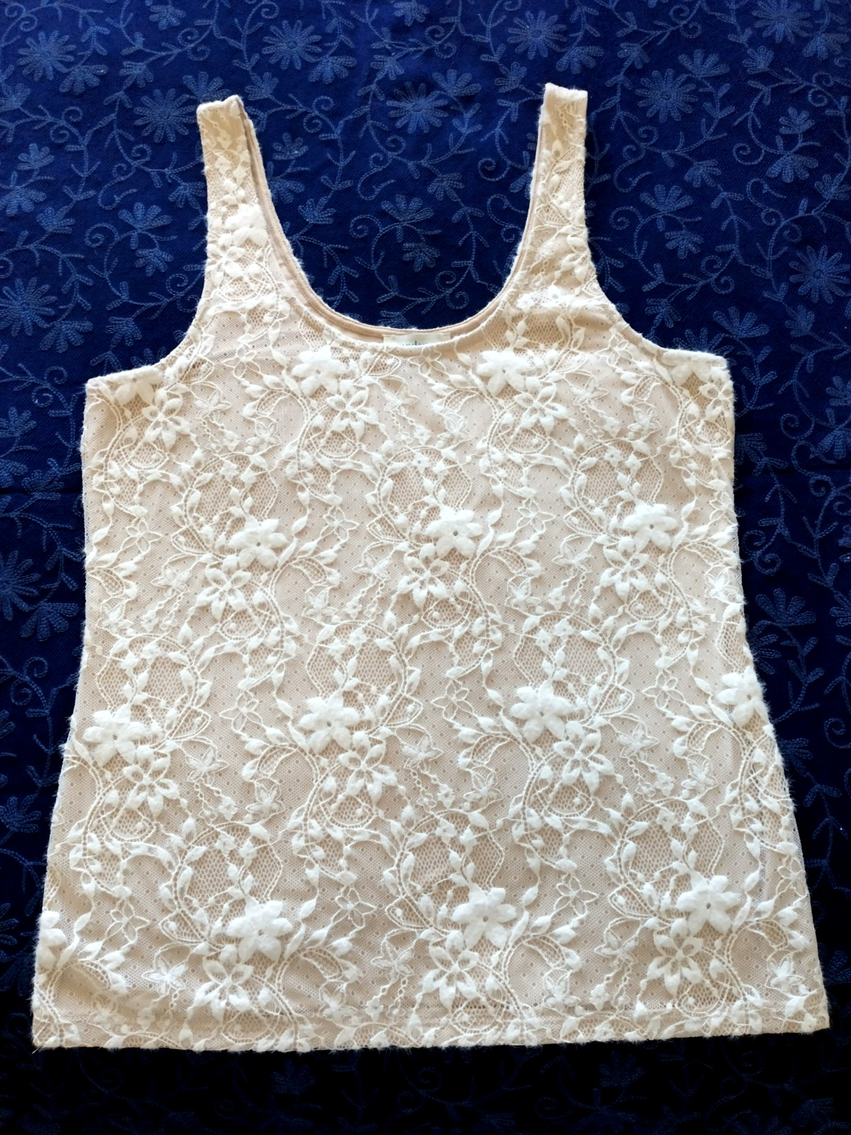 Sundance Women’s Top Sleeveless Lace Ivory Floral Lined Stretch Tank – Small