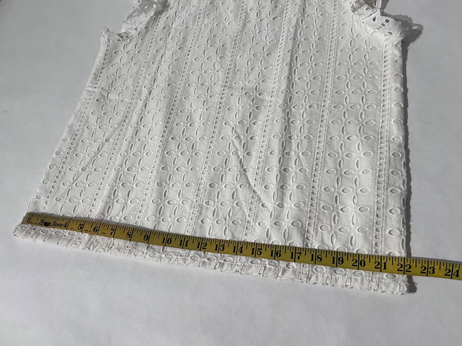 NWT RD Koko White Eyelet Lace Cap Ruffle Sleeves Cotton Lined Top Blouse Size L