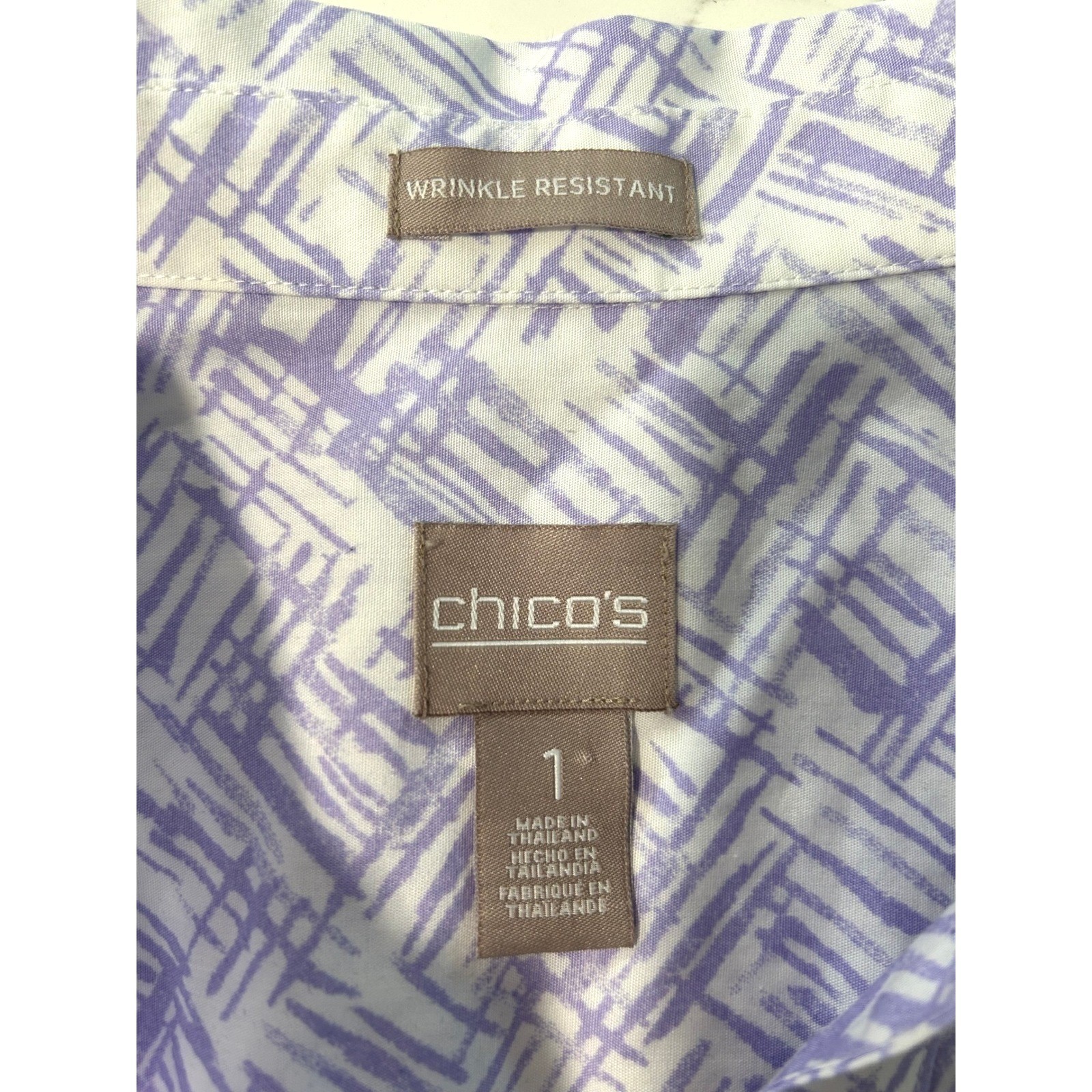 Chicos Lavender Geometric Wrinkle Resistant Cotton Shirt Size 1 Pastel Preppy