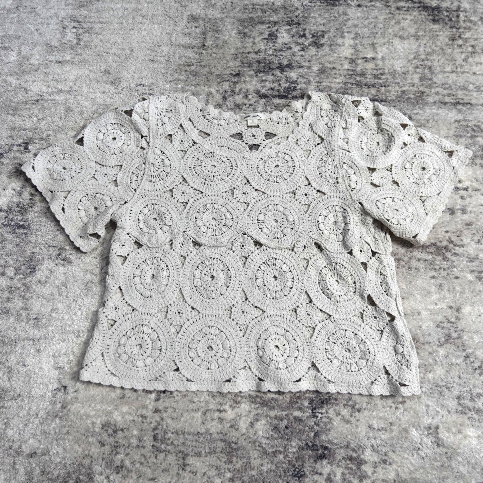 Ultra Pink Womens Crochet Medallion Short Sleeve Top Cream Beige Cotton Size M