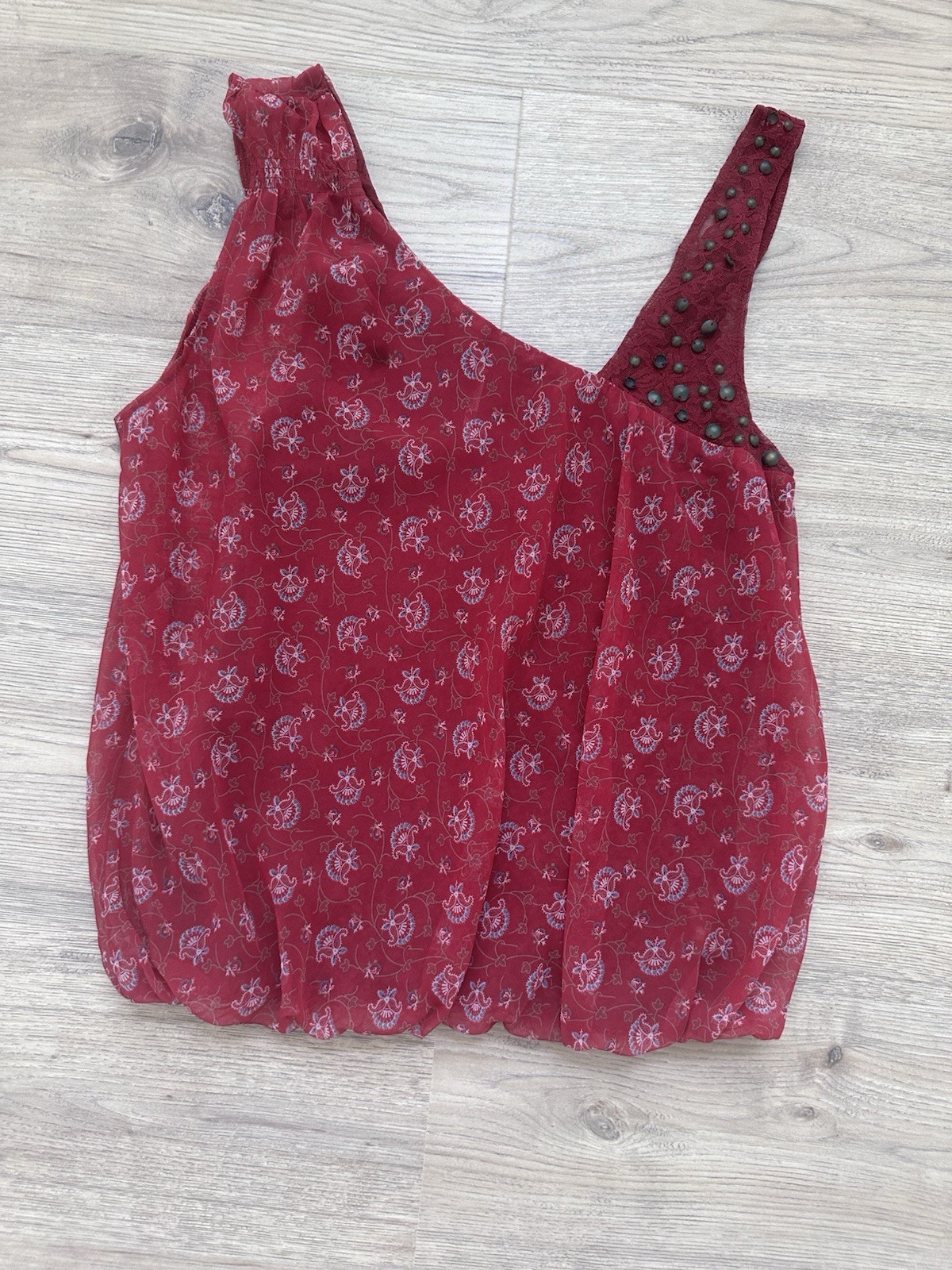 Free People Women’s burgundy Floral Lace Studded Sheer V-Neck Cami Top Size S