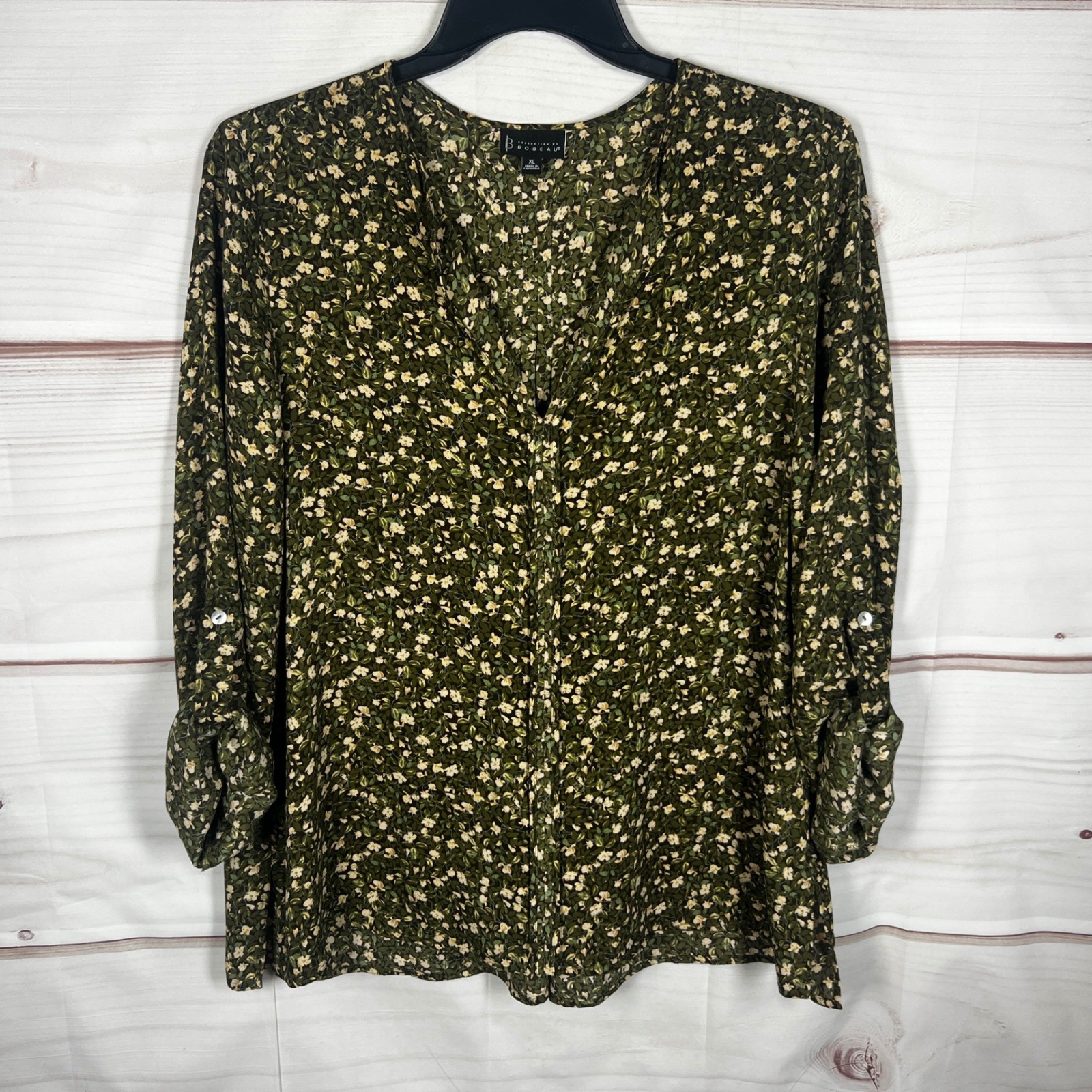 Bobeau Floral Blouse Womens XL Green Roll Tab Sleeve V-Neck Top Relaxed Fit