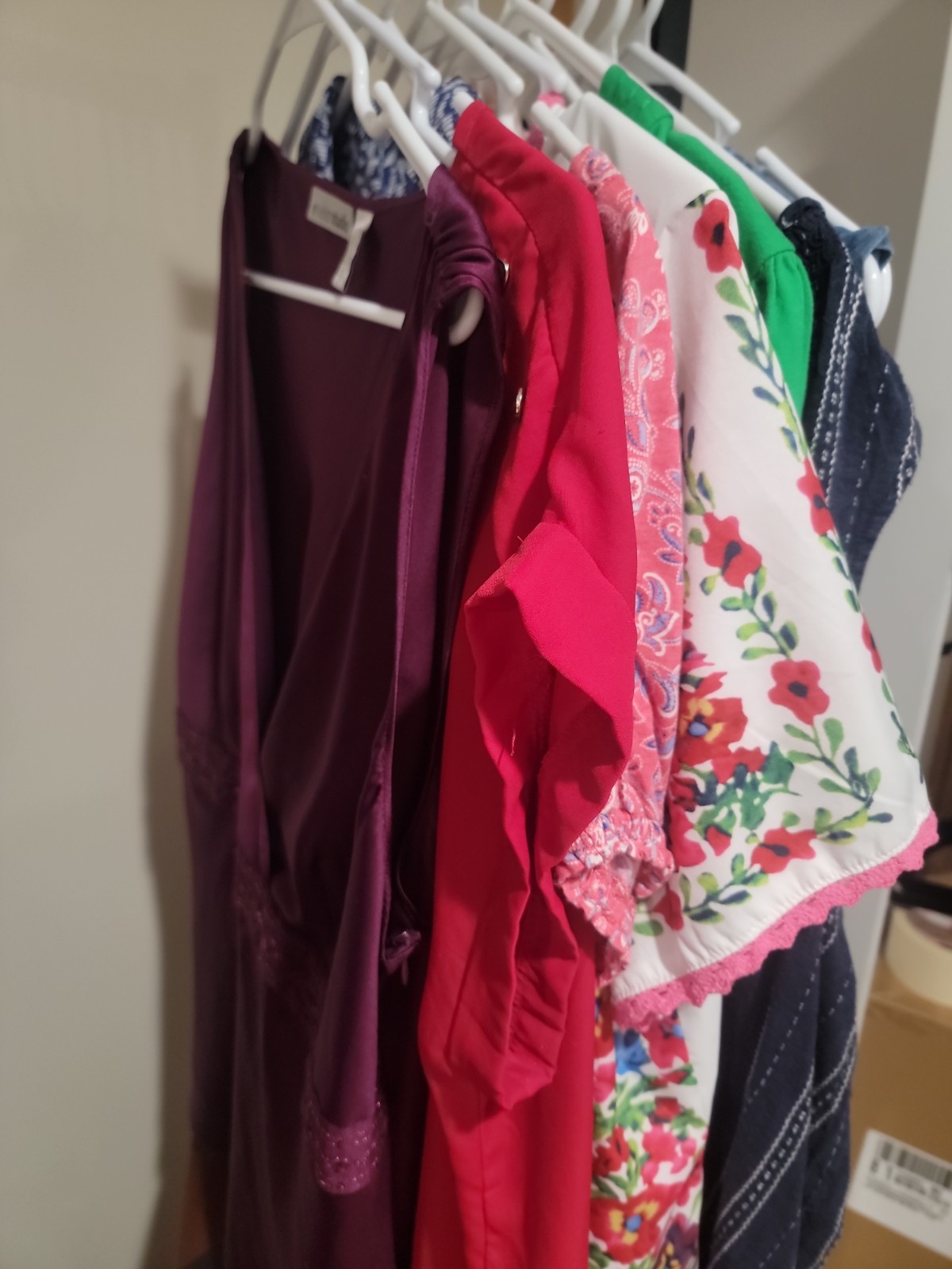 Lot of 10 womens tops and blouses 2x, Beautiful, Quality, Colorful, Summer