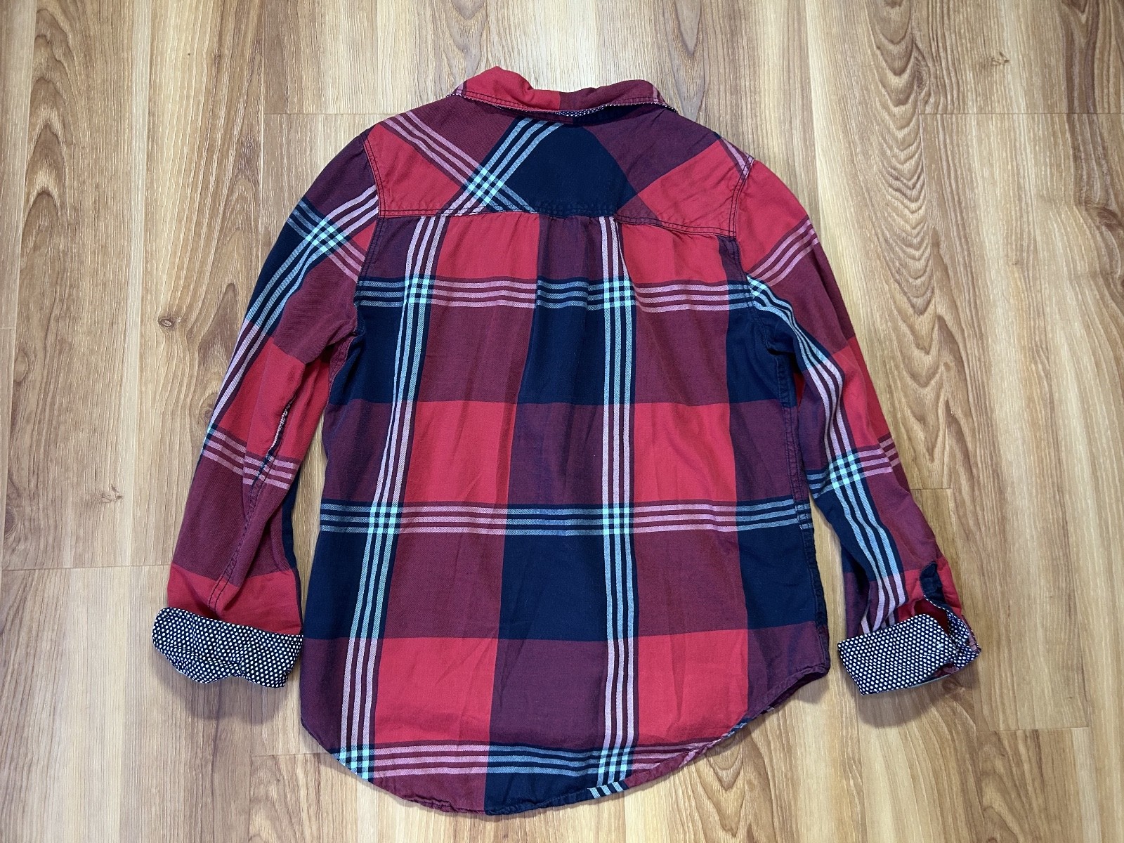 Stylus Plaid Shirt with Polka-Dot Trim Size M