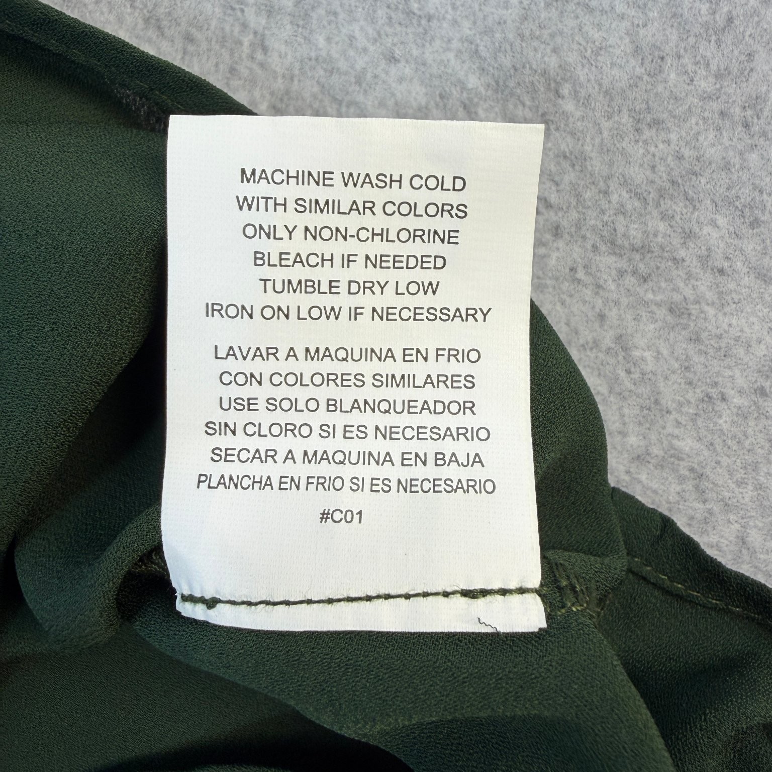 Lily White Women’s Blouse Top Large Deep Green Polyester Round Neck Pocket NWT