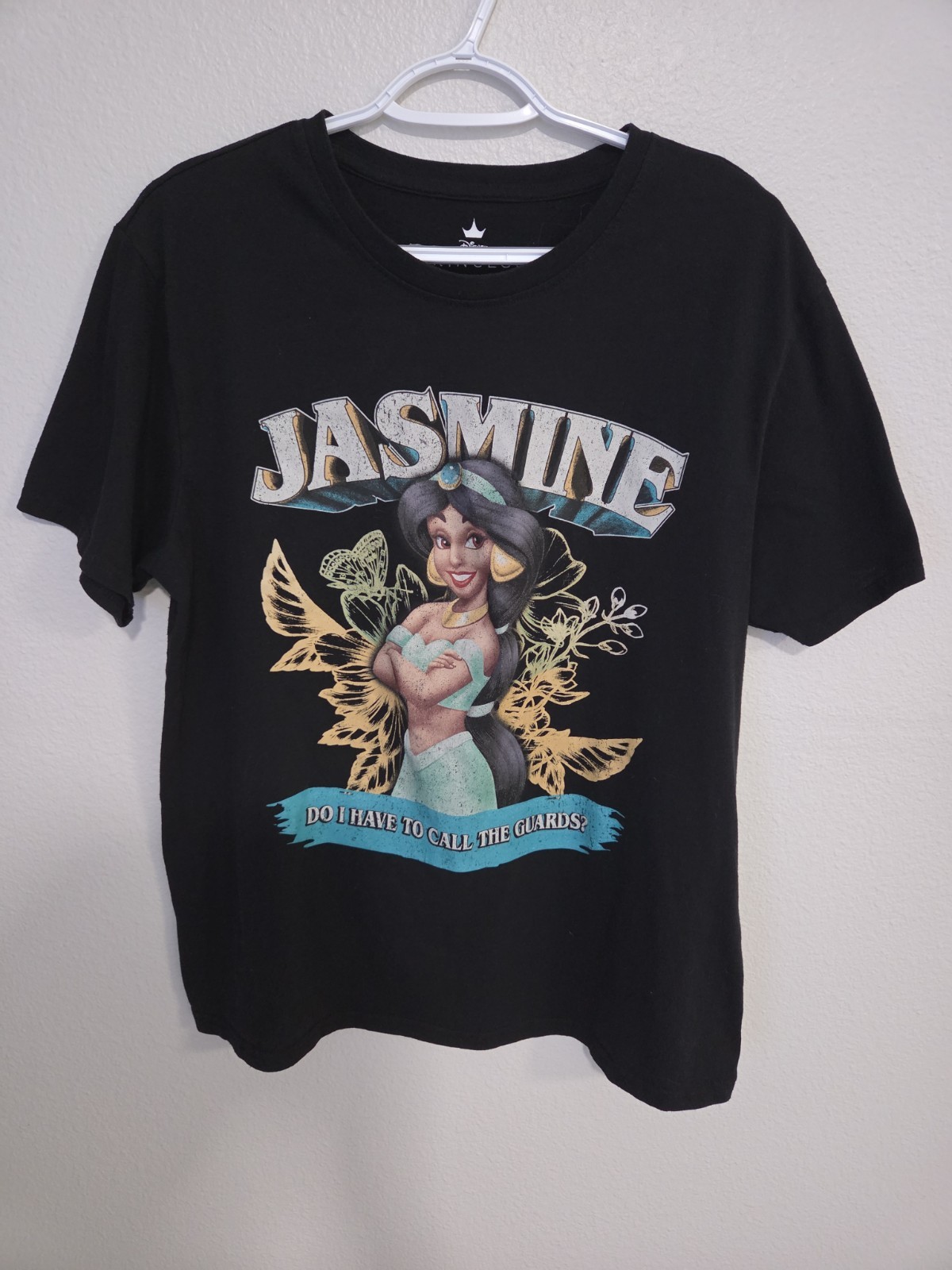 Disney Princess Jasmine Tee Size L