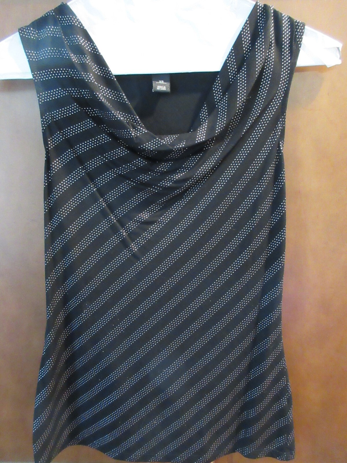 ECI NEW YORK WOMEN’S BLUE & WHITE STRIPE SLEEVELESS BLOUSE TOP SIZE XS