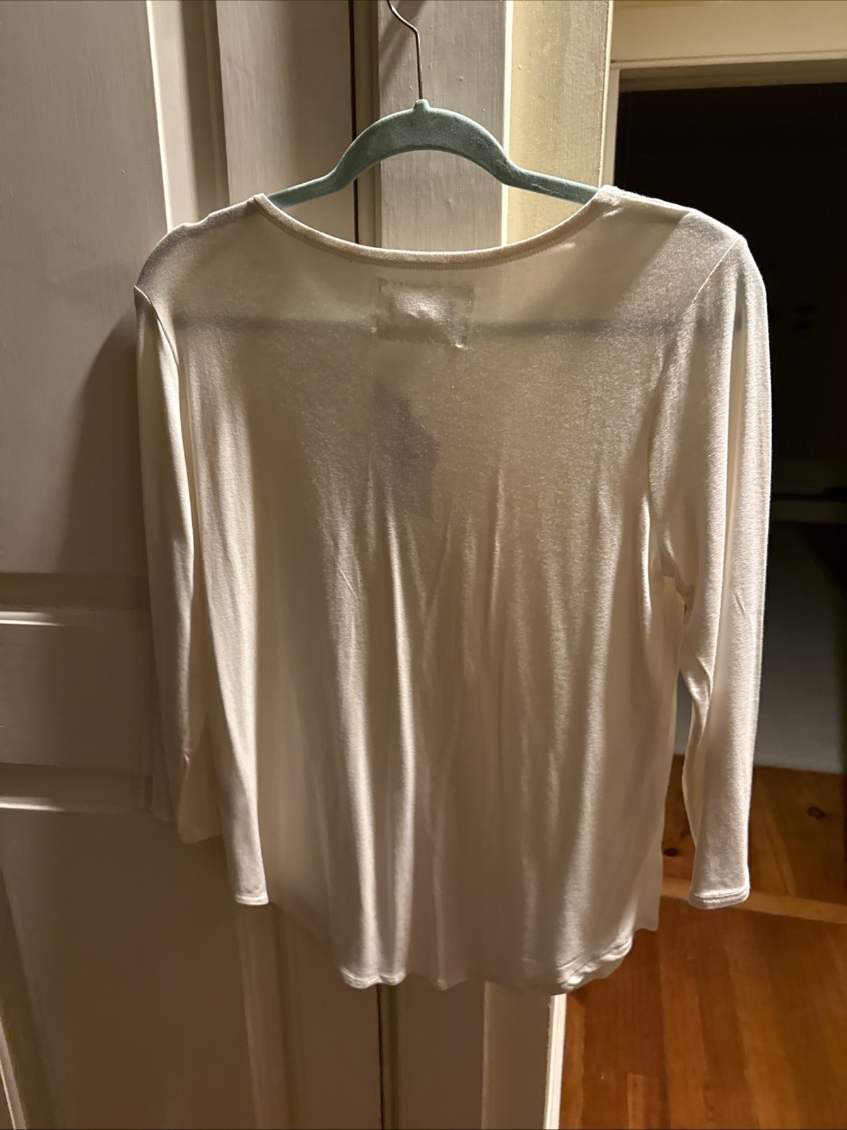 NWT Cupio Whisper White Women Size med 3/4 Sleeve Shirt Juliana Crepe NEW