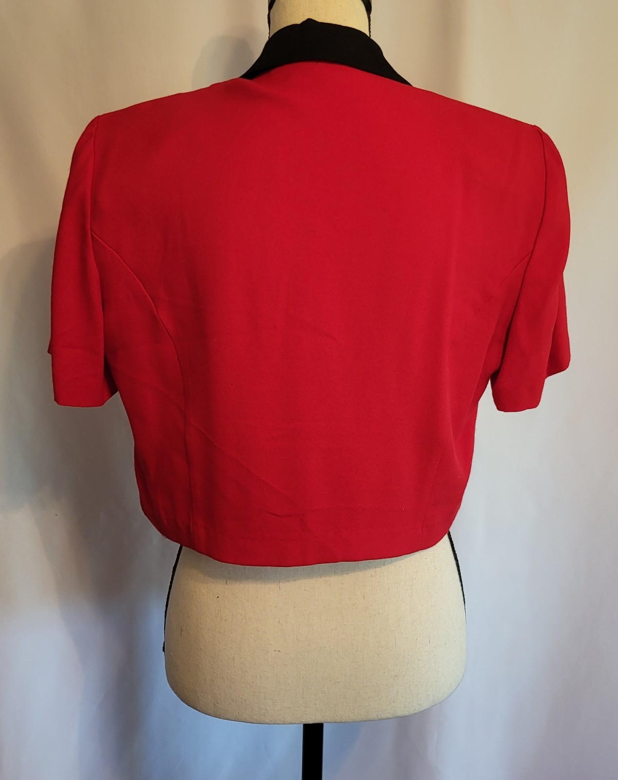 ☆Vintage 80s☆ Womens Bolero Top Red/Black Cropped Buttons M-L Mob Wife