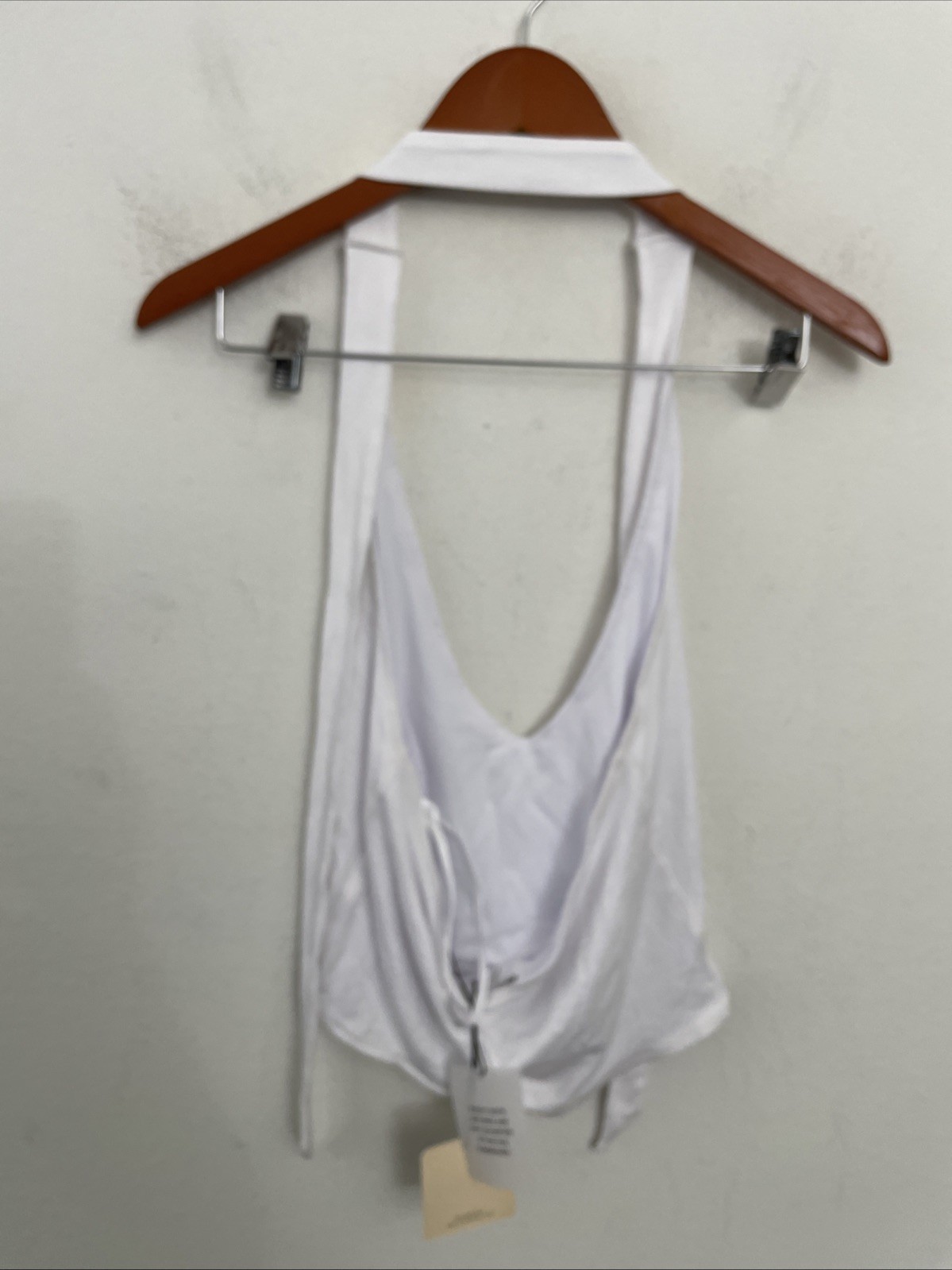 Superdown jessalyn halter top white size M NWT