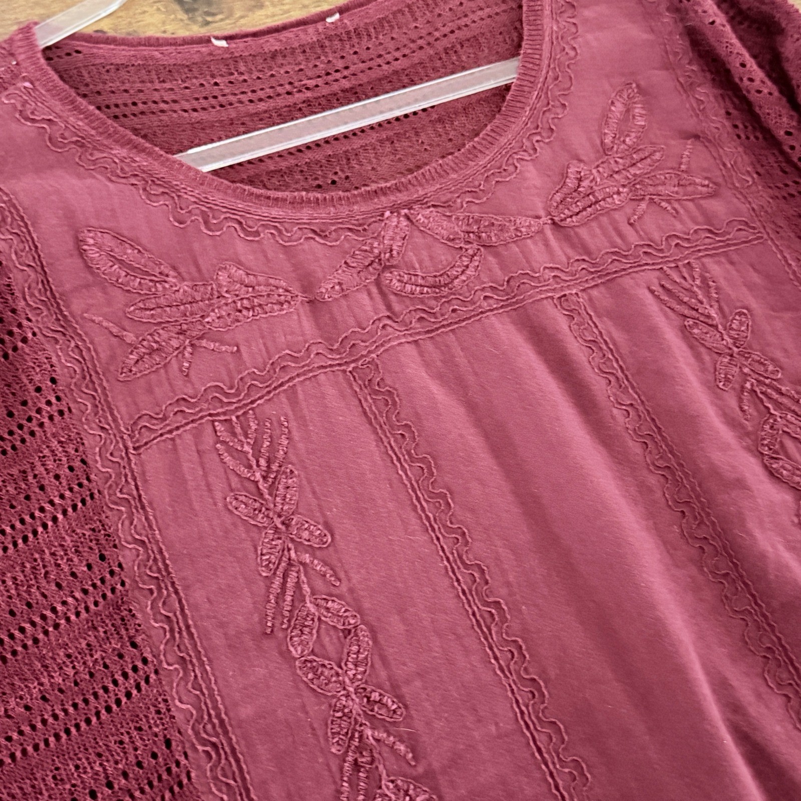 Coldwater Creek Tessa Tonal Sweater Short Sleeve Embroidered Top Red Wine 24653