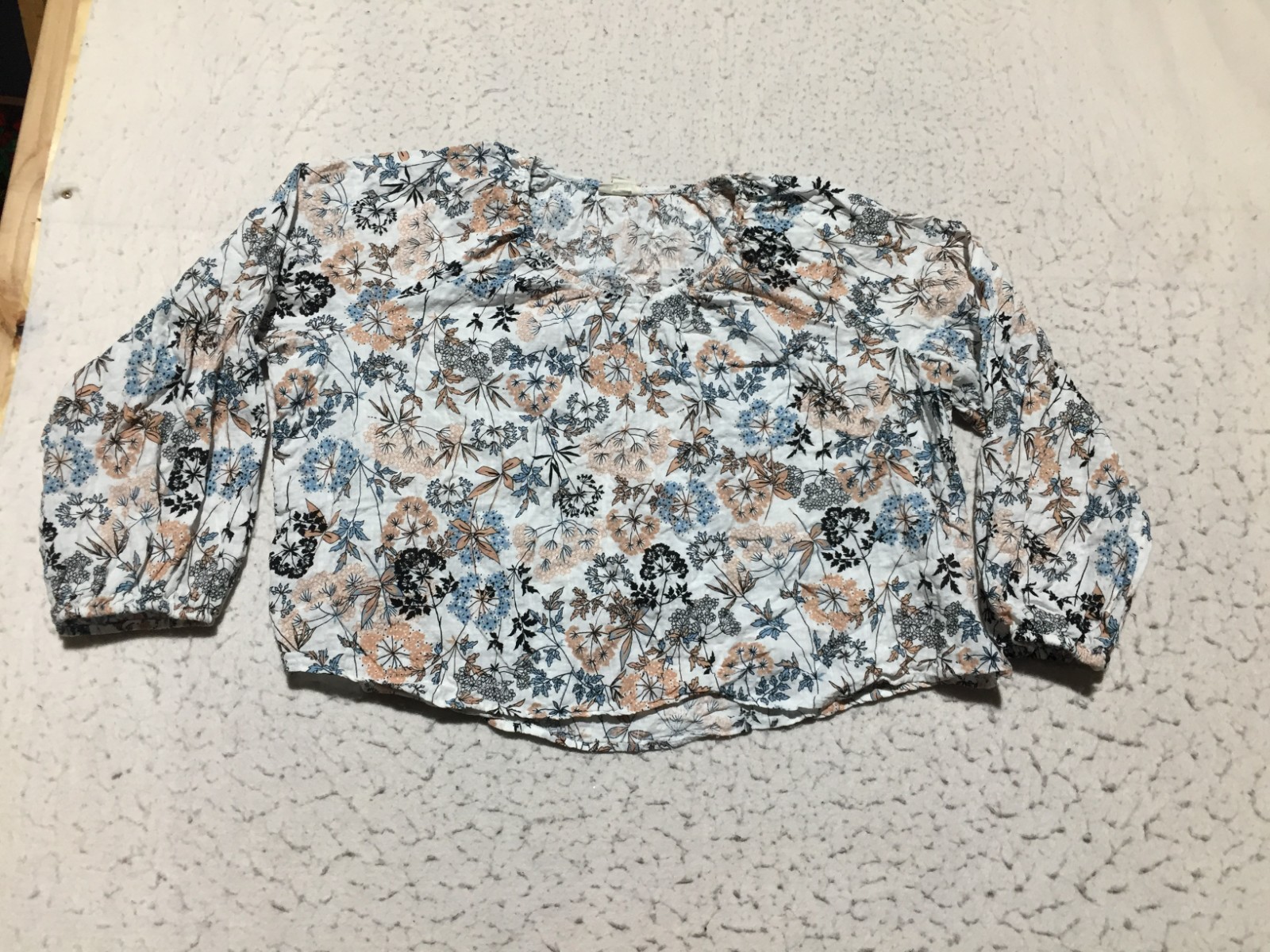 A.n.a A New Approach Blouse Petite 2XL P2XL White Multicolor Floral Long Sleeve
