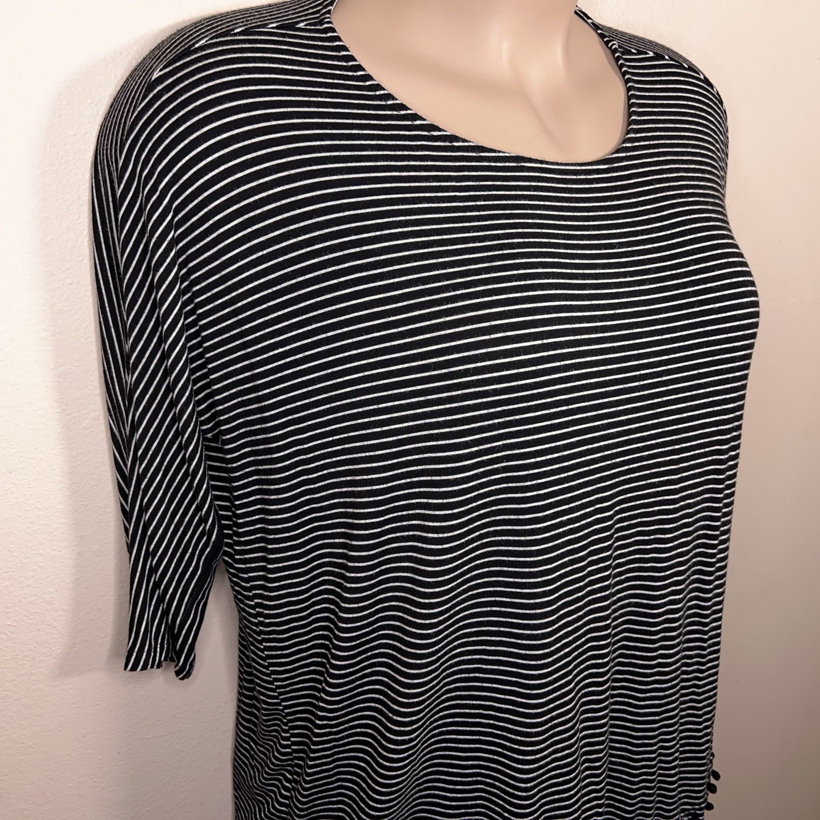 1x Isela Black White Striped Top Pom Pom Accent Goth Preppy Stretch Casual
