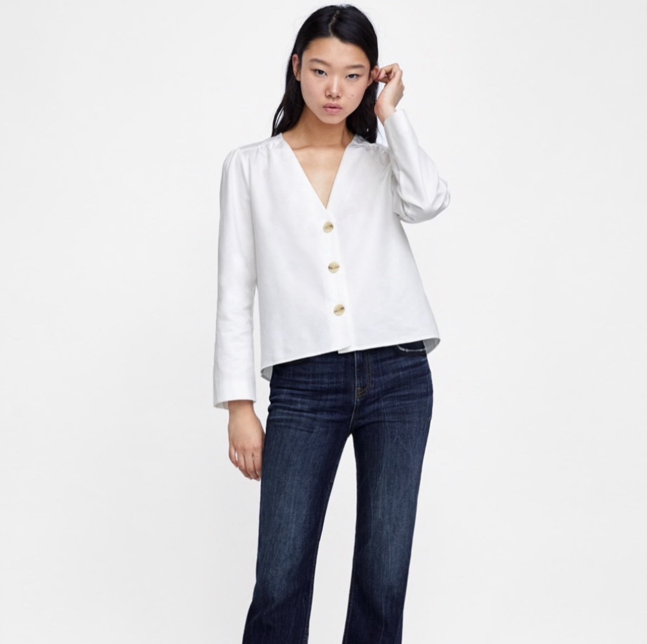 Zara White Horn Button Up Blouse Women’s M Classy Business Casual Smart Chic