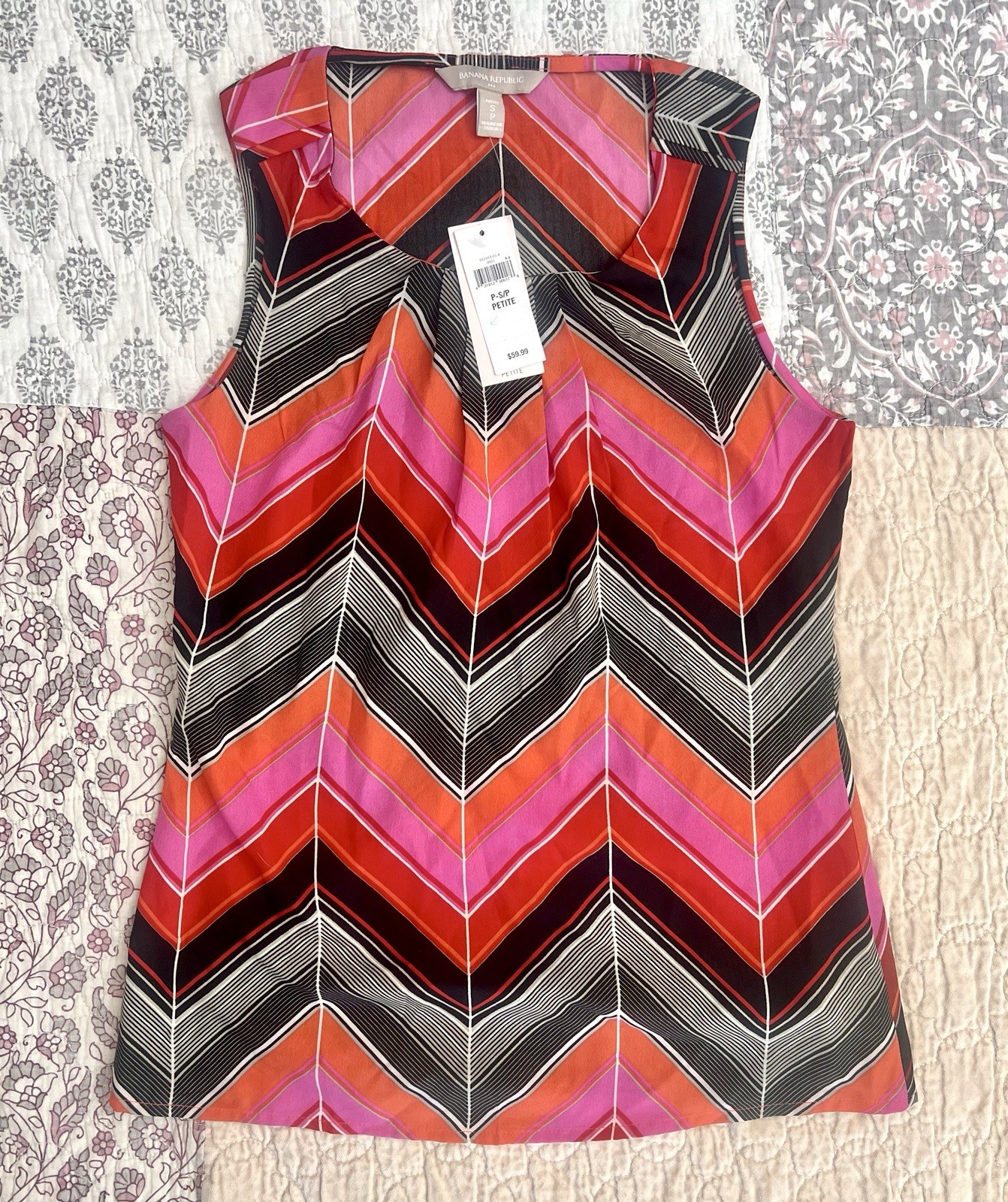 NWT! Banana Republic Chevron Sleeveless Shirt Blouse Sz Small Petite Msrp $59!