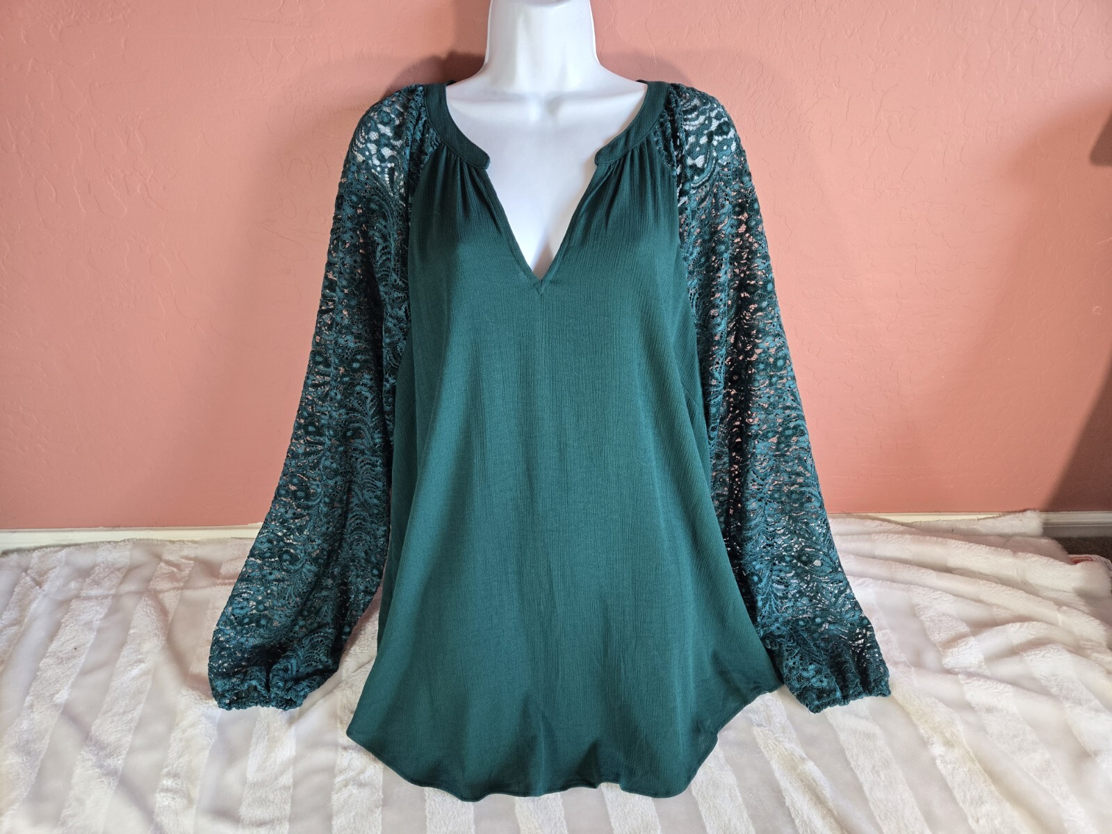 Torrid Washable Crinkle Gauze Lace Bishop Sleeve Blouse Holiday Green Size 2X