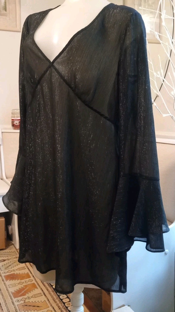 NWOT BCBGeneration Black Metallic Double Bell Sleeve Gothic Tunic Top Sz S- Tall