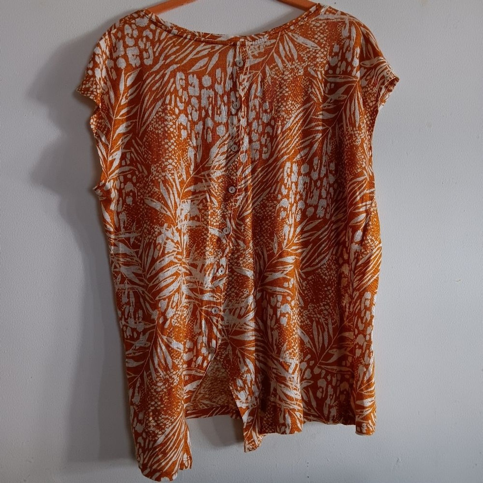 Christian Siriano New York 100% Linen Mustard Floral Blouse Top Beach Summer