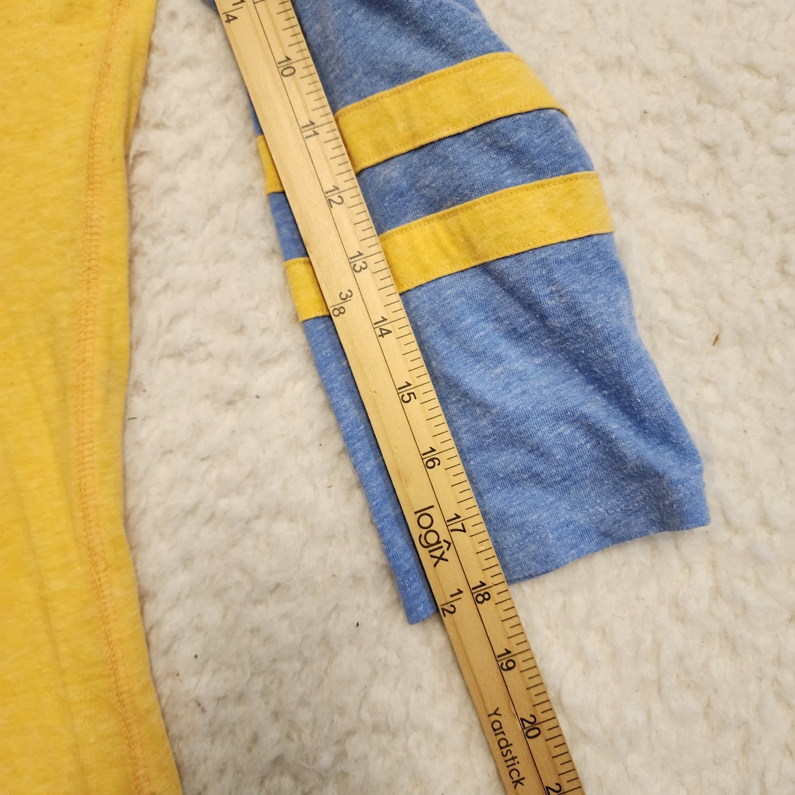 5th & Ocean Milwaukee WI Brewers Baseball L Raglan Top Blue Yellow MBL Sports