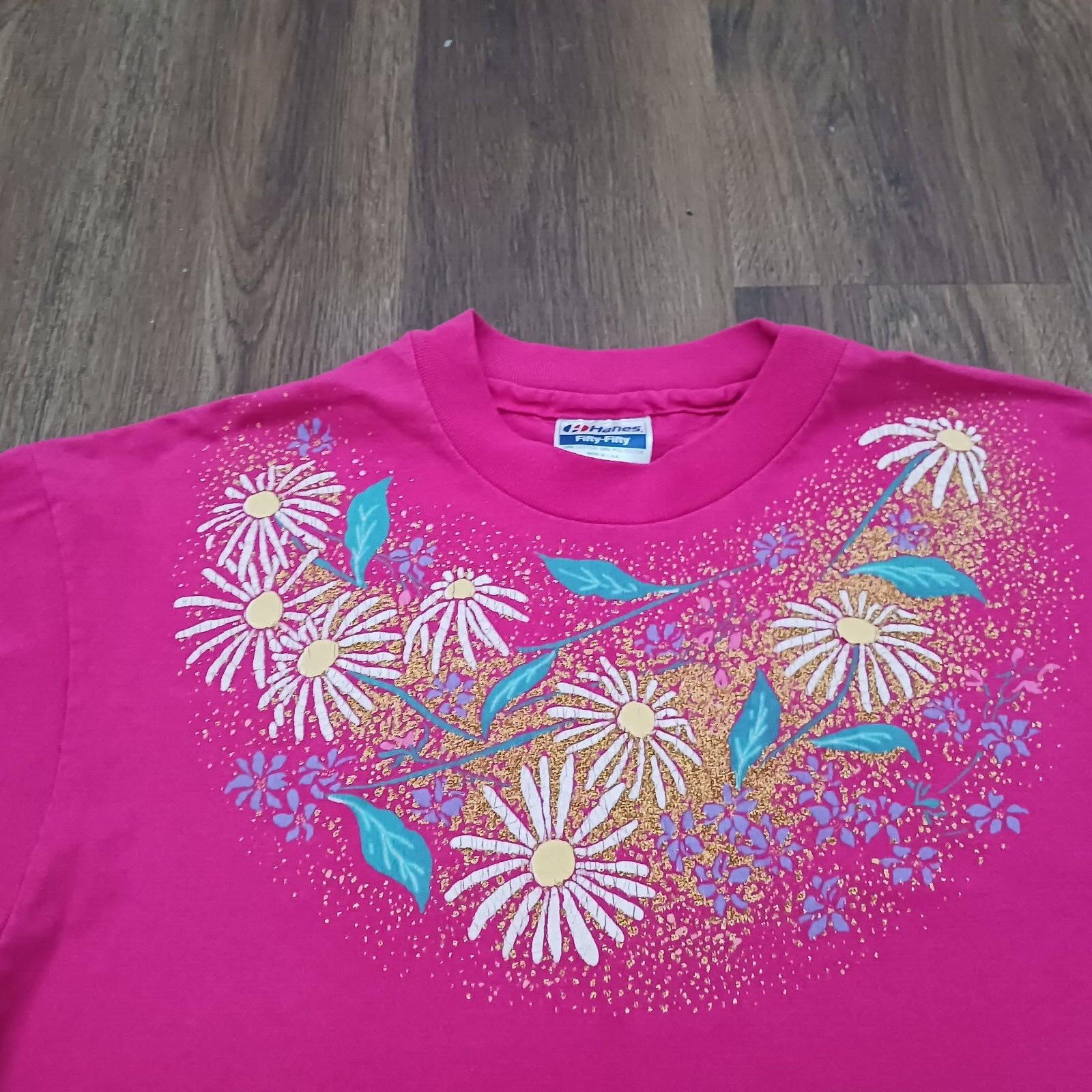 Vintage Daisy Floral Pink T-Shirt Hanes Size Large Single Stitch 50/50 USA