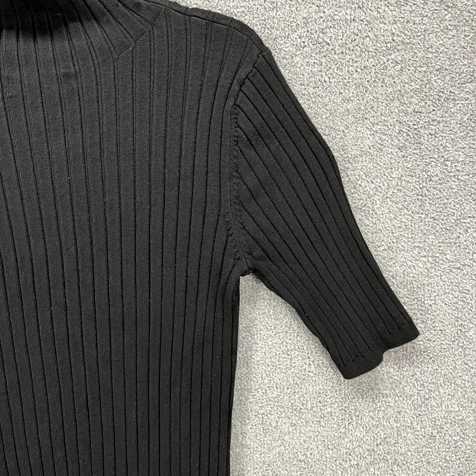 525 America Top Womens Small Black Mock Neck stretch short sleeve knit sweater
