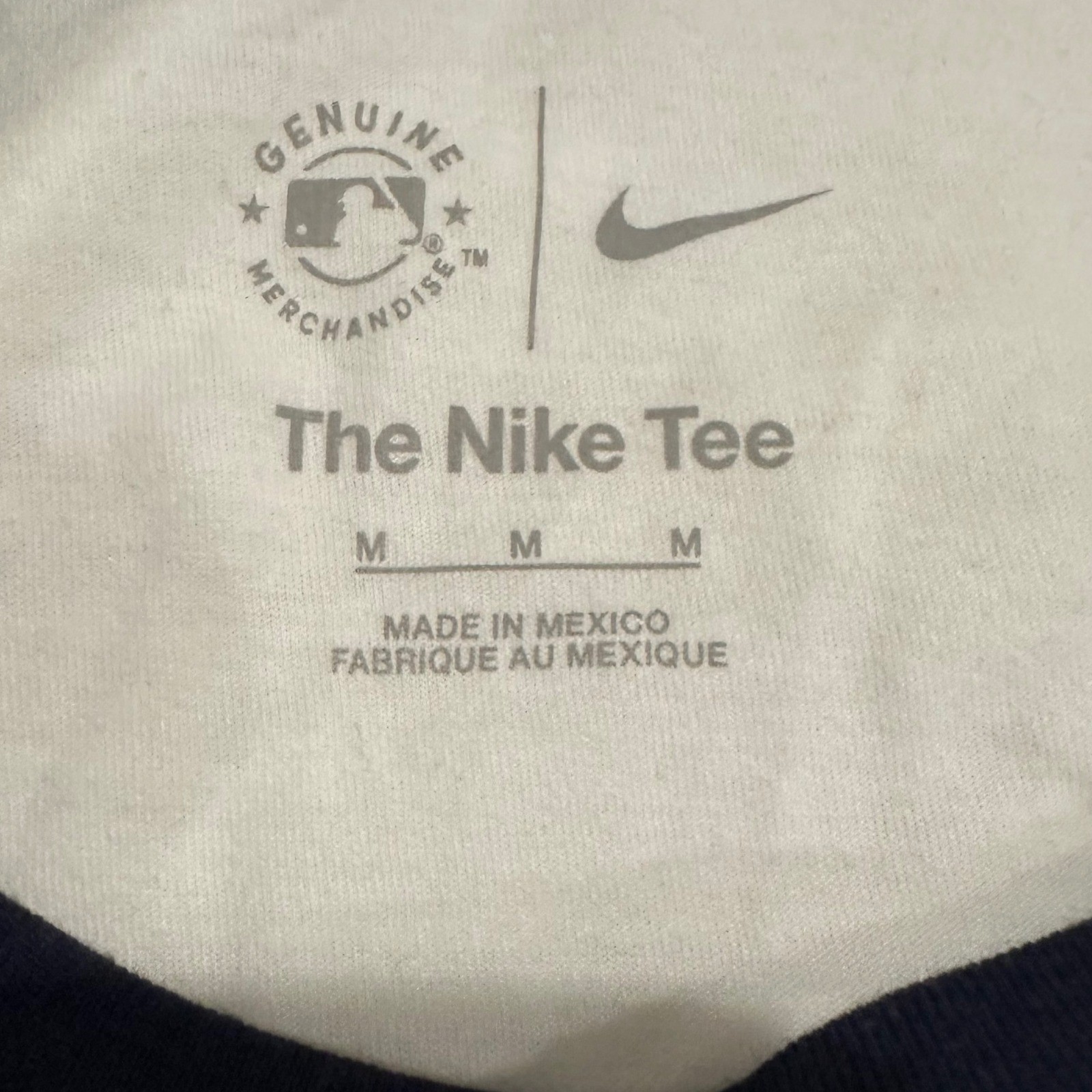 Nike New York Yankees Womens Navy White Raglan 3/4 Sleeve Baseball Tee Shirt M